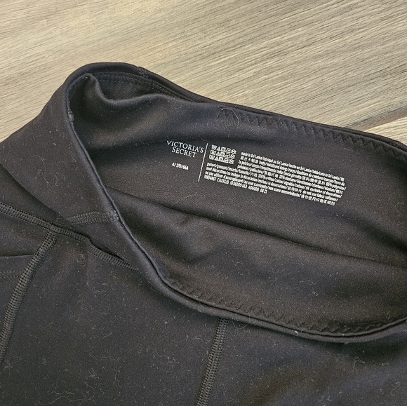 Victoria Secret Leggings - Picture 2 of 4